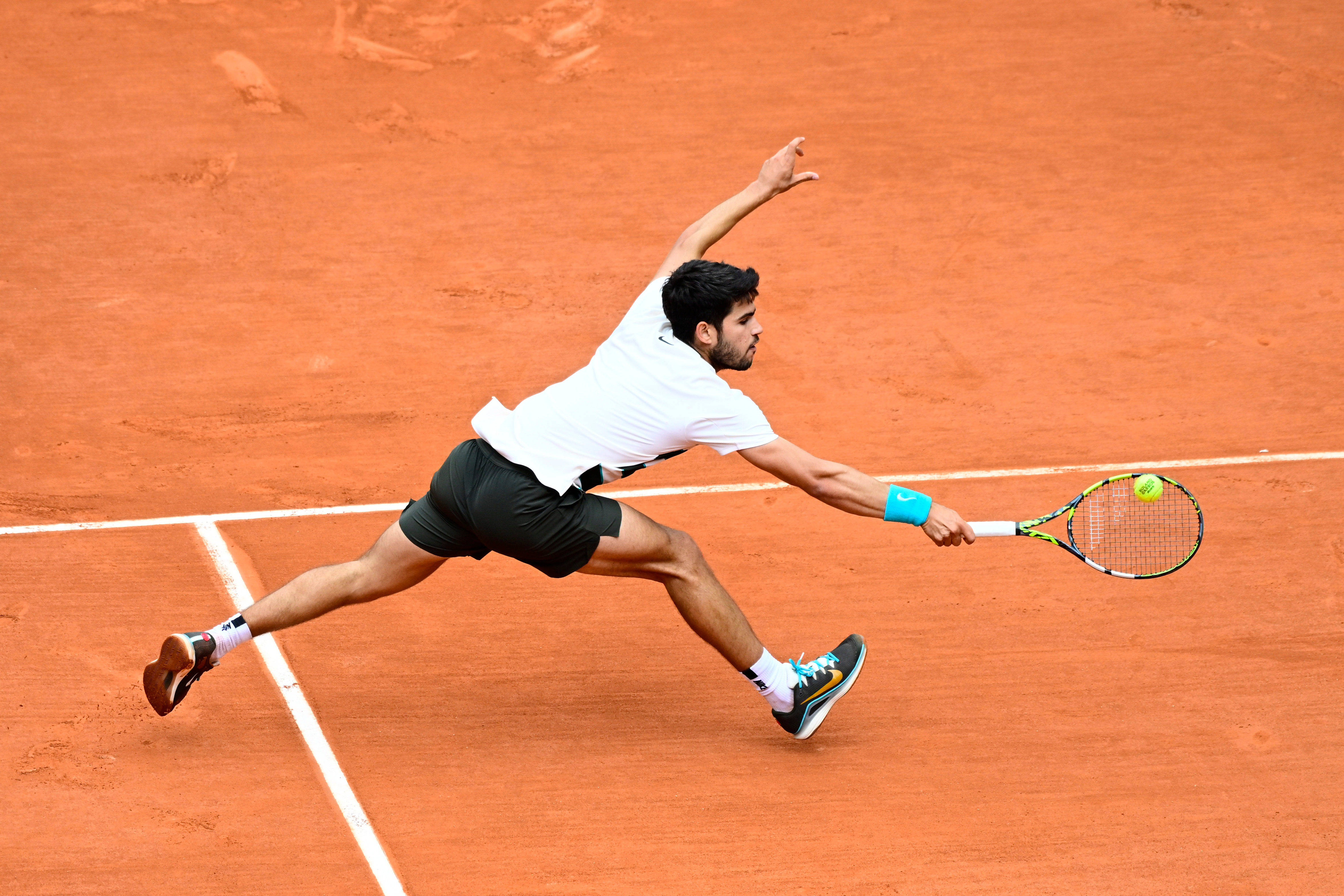 美网险胜联合杯,阿尔卡拉斯状态火热 美网险胜联合杯,阿尔卡拉斯状态火热